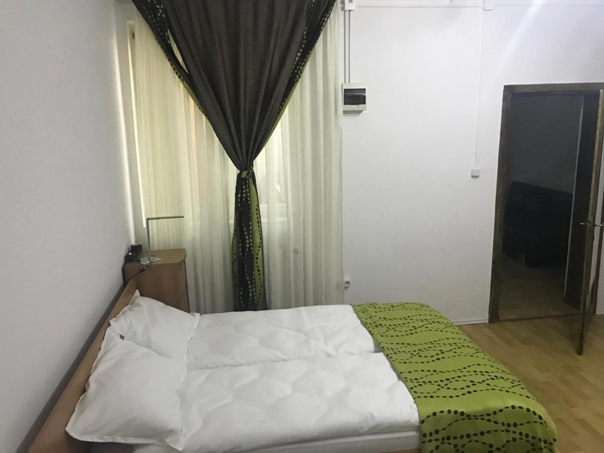Permissive Villa Cluj-Napoca Eksteriør bilde